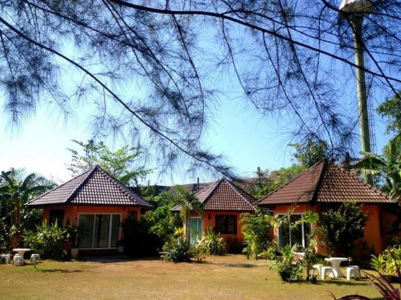 Monkey Dive Hostel Khaolak Khao Lak Luaran gambar